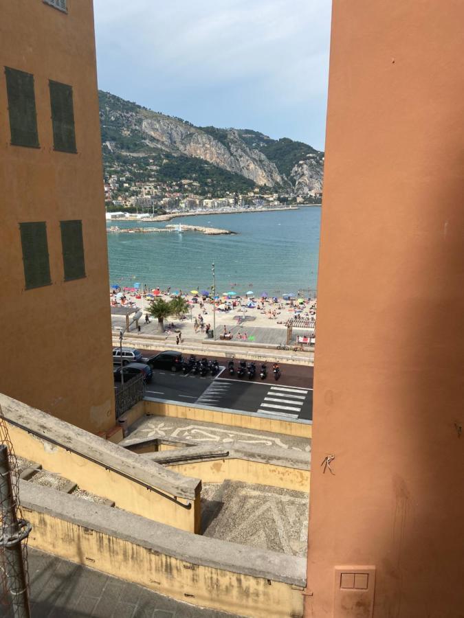 Joli Appart 29M2 En Vieille Ville Menton 2 Mins De La Mer エクステリア 写真