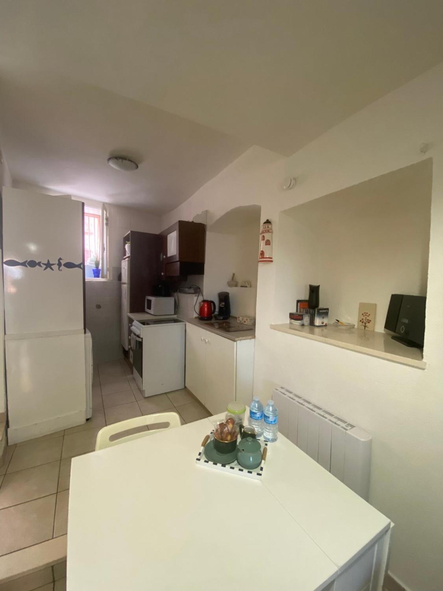 Joli Appart 29M2 En Vieille Ville Menton 2 Mins De La Mer エクステリア 写真